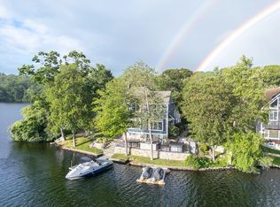 76 Pine Island Rd, Hopkinton, MA 01748