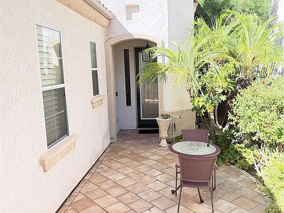 4th image of 31281 Canterbury Ct