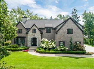3199 Pebble Ln, Bloomfield Hills, MI 48301