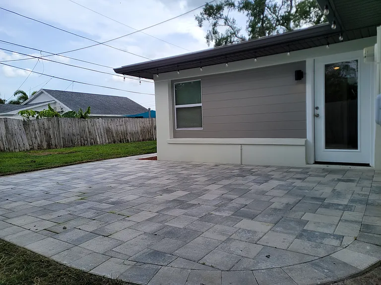 1826 Oregon Ave NE — Photo 5