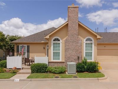 2601 Marsh Ln UNIT 211, Plano, TX, 75093