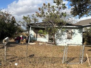 315 Ruben Chavez Rd, Robstown, TX 78380