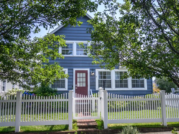 123 Dawson Ave, West Haven, CT 06516