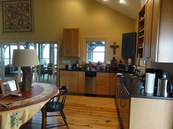 4th image of 140 Eagle Peak Ln