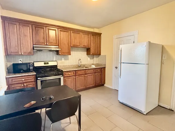 11 Raven St Floor 2, Dorchester, MA 02125