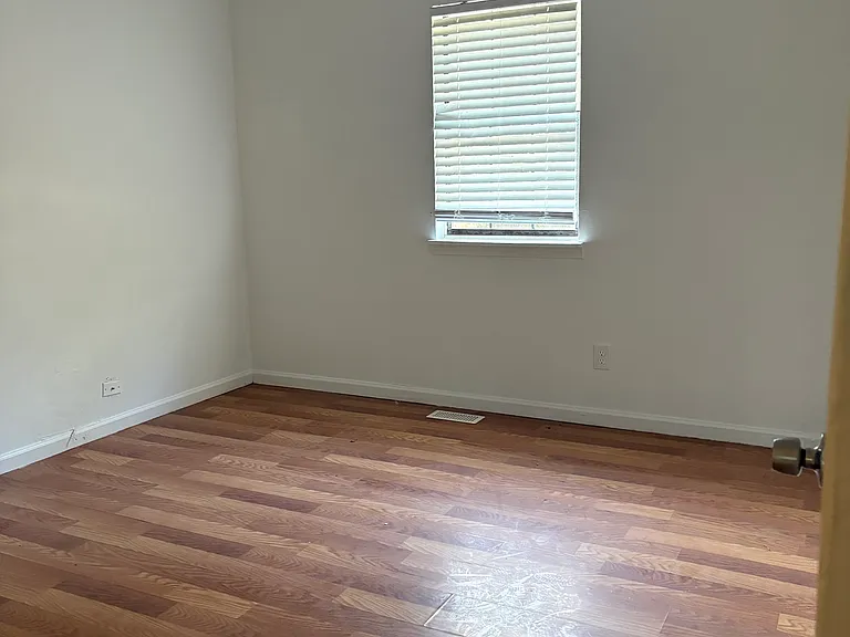 7277 Woodcreek Way — Photo 4
