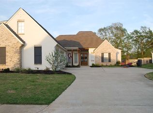 130 Colony Pl, Madison, MS 39110