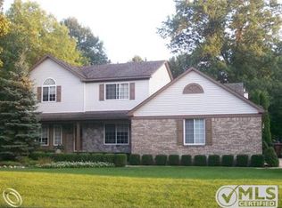3096 Gateway Ledge, Commerce Township, MI 48390