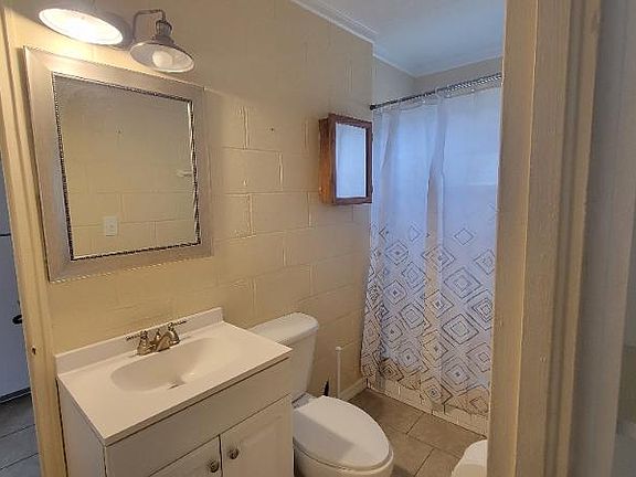 5th image of 646 W Juniata St