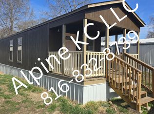 127 Countryside Ln, Saint Joseph, MO 64503
