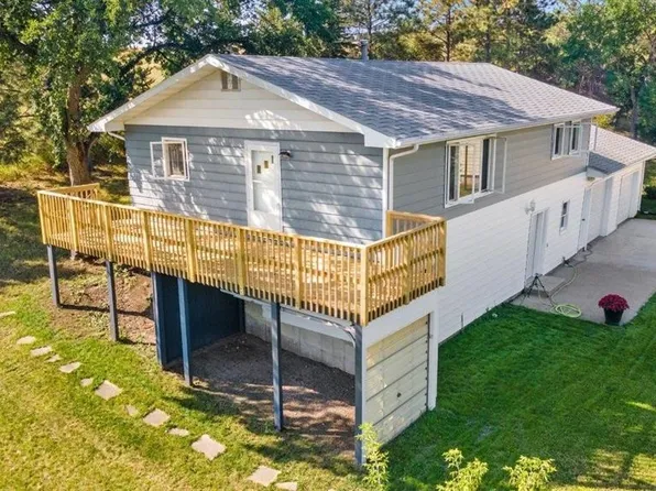 6 2nd Ave NW, Burlington, ND 58722