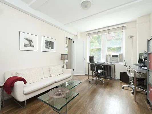 Rented by Sotheby's International Realty | media 42