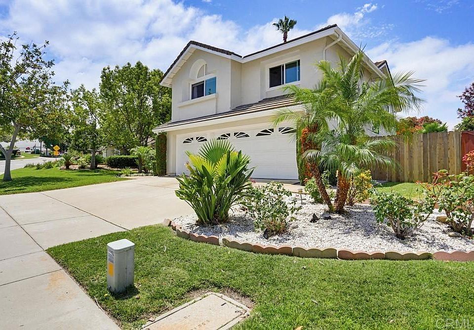 1st image of 377 Moonstone Bay Dr