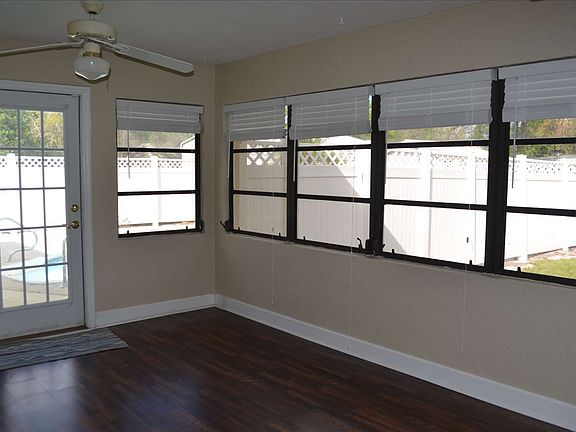 4th image of 3738 NE Lake Sebring Dr