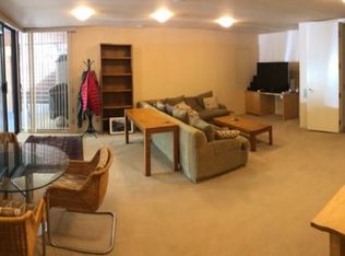 100 Coquito Way, Portola Valley, CA 94028