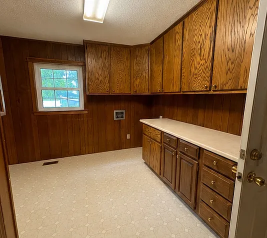 3 bed, $1,800 — Photo 3