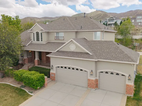 598 E Hollow Creek Rd, Draper, UT 84020