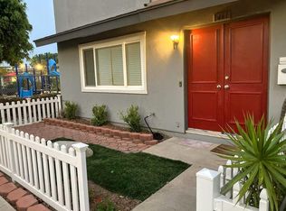 1461 Sycamore Ave, Tustin, CA 92780