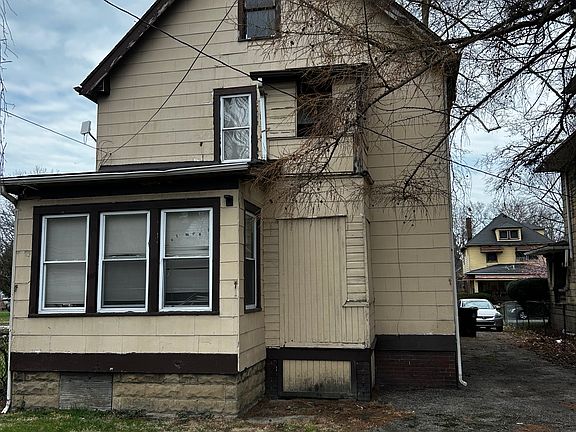 2nd image of 13618 Blenheim Rd #Up