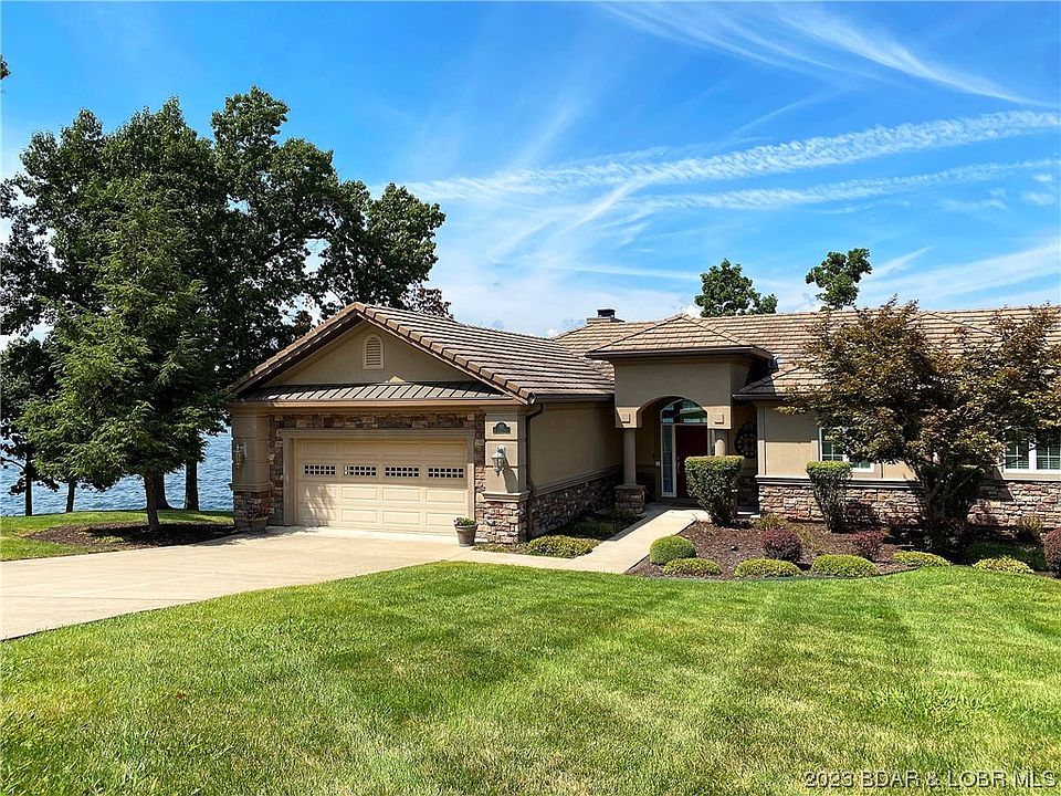 1st image of 212 Muirfield Ct