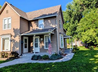 111 N Wesley Ave, Mount Morris, IL 61054