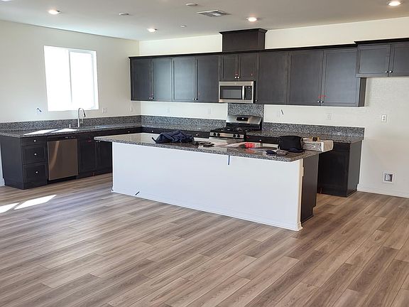 4th image of 29736 Tanoak Ct