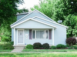 931 N 1st St, Breese, IL