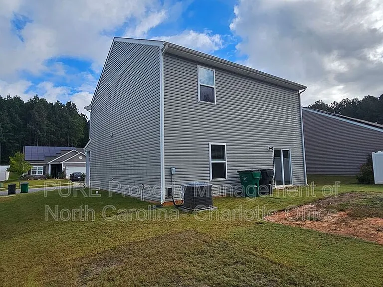 7015 Amberly Hills Rd — Photo 33