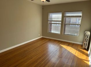 4134 N Sheridan Rd APT 3E, Chicago, IL 60613