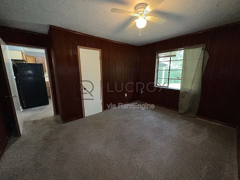 3030 Oak Forest Dr — Photo 5