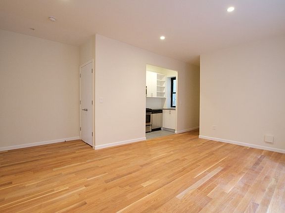 3rd image of 230 W 113th St APT 5B