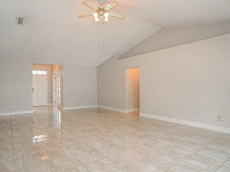 253 Carolina Jasmine Ln — Photo 4
