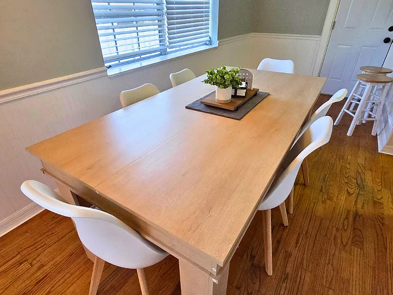 Spacious 8-seat dining table for memorable family moments