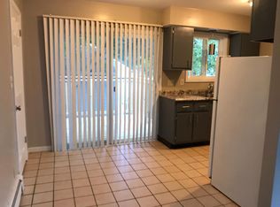 1894 Phillips Ave APT 3, Holt, MI 48842