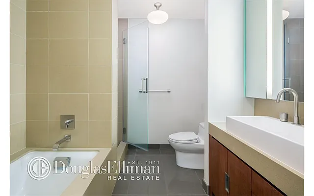 Rented by Douglas Elliman | media 14