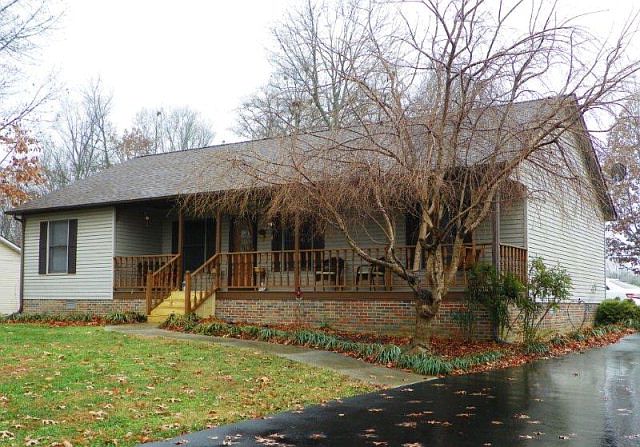 1st image of 4526 Meadow Cir