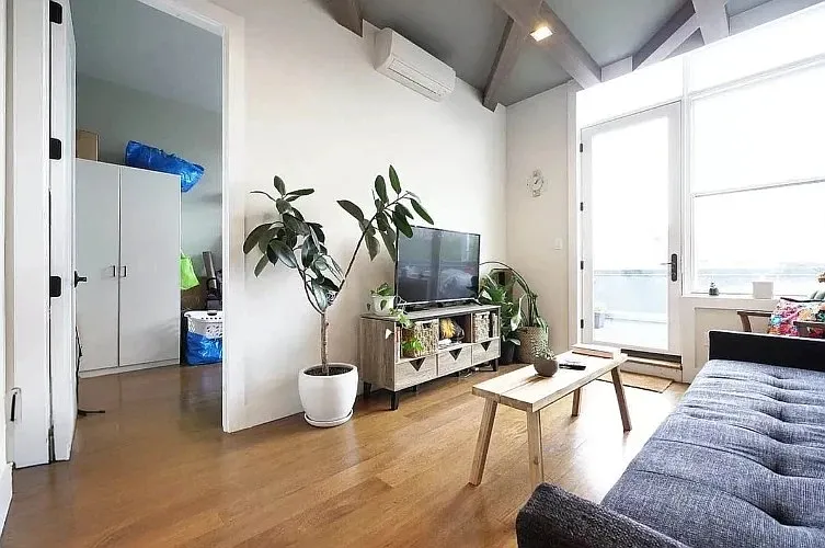 537 Park Pl #4 — Photo 2