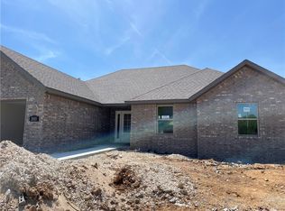 2815 S Angels Rd, Fayetteville, AR 72701