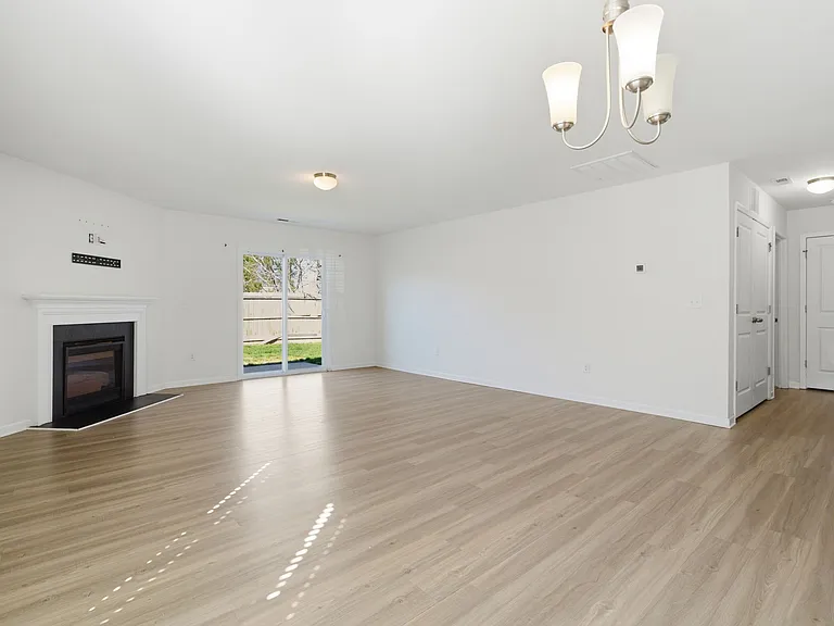 3916 Sabre Ln NW — Photo 26