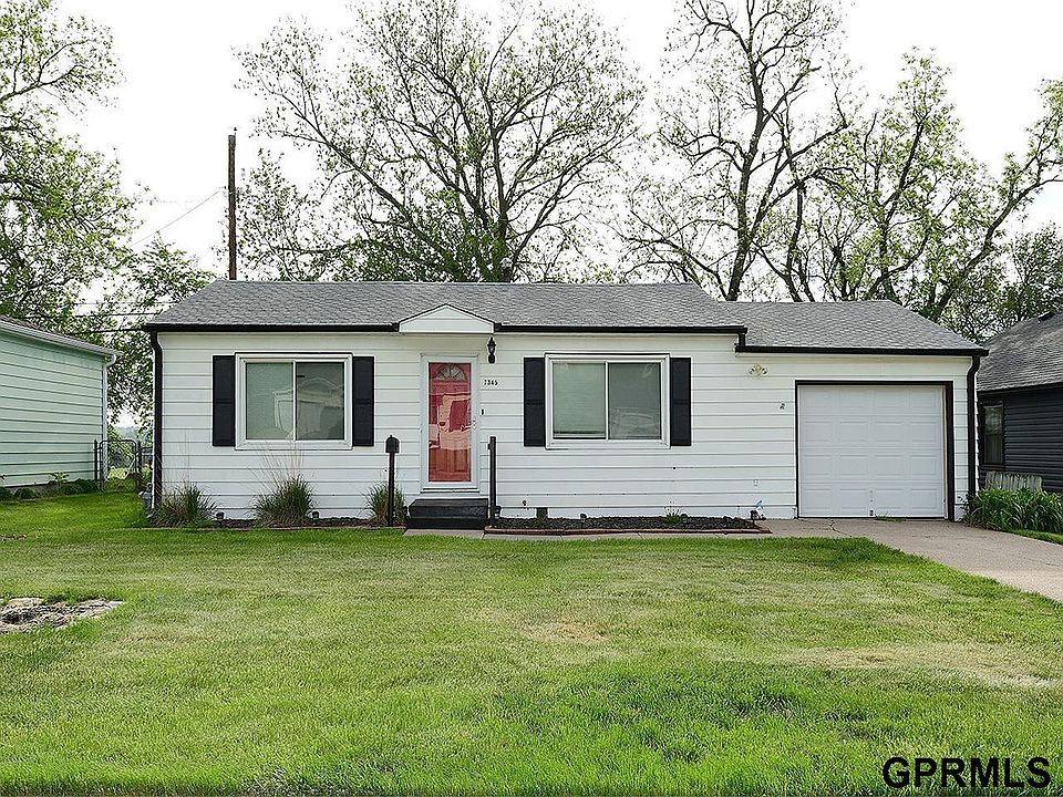 1st image of 7345 S 69th St