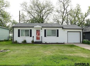 7345 S 69th St, La Vista, NE 68128
