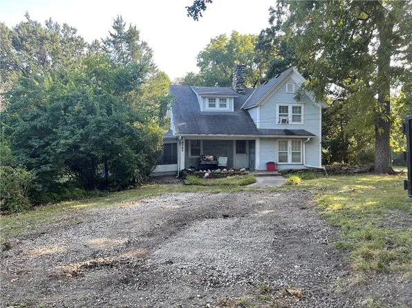 8705 Brooklyn Ave, Kansas City, MO 64132