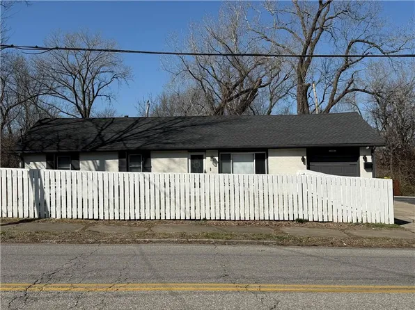 1604 Woodland Blvd, Kansas City, KS 66106