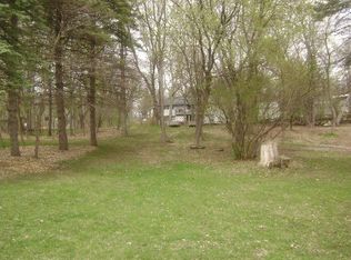 14814 Crown Dr, Minnetonka, MN 55345