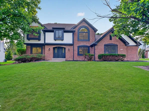 13832 Riverwood Way, Carmel, IN 46032