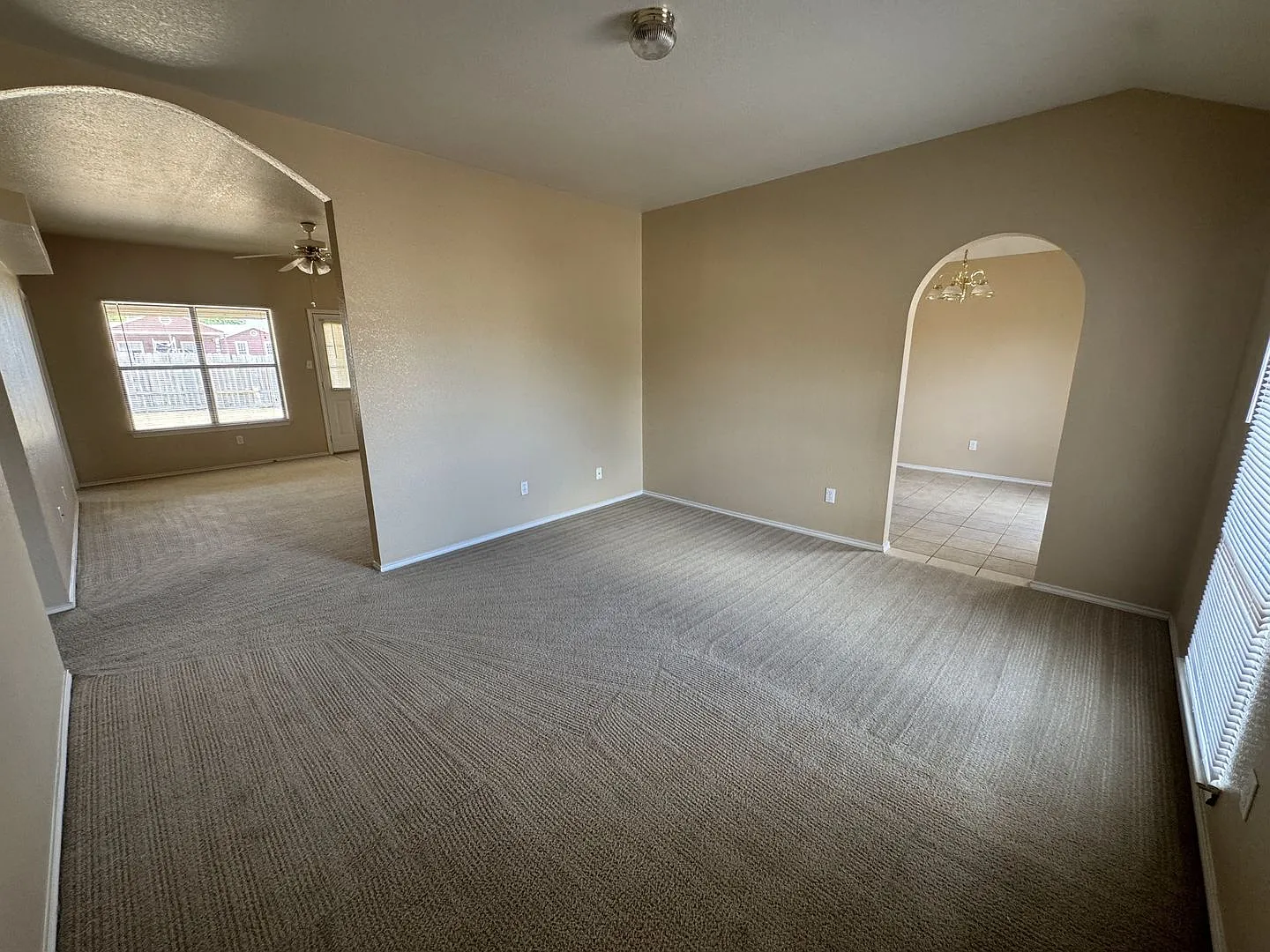 4-Bedroom House for Rent in Killeen — Photo 3