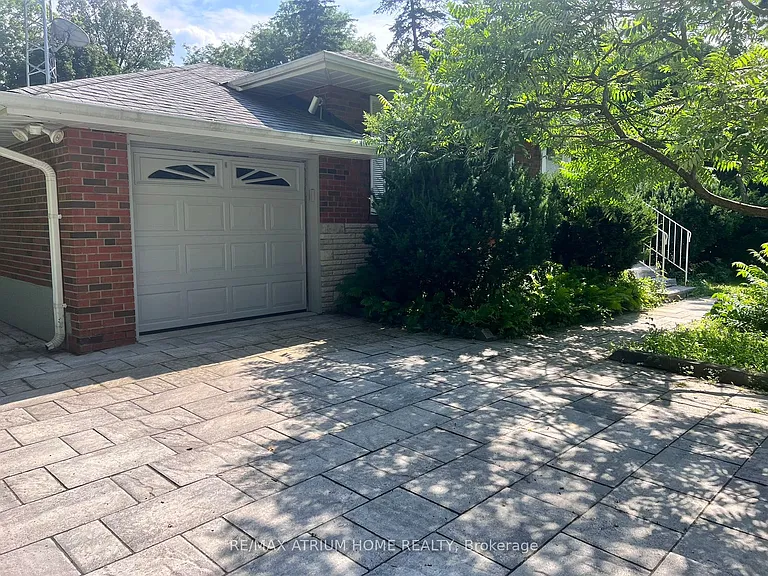 23 River Bend Rd — Photo 3