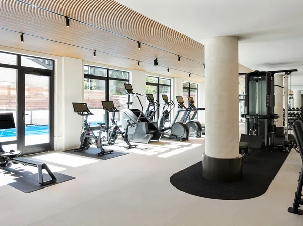 880 Atlantic Avenue image 21 of 31