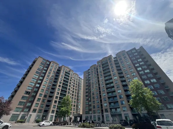 11 Oneida Cres #805, Richmond Hill, ON L4B 0A1
