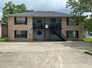 113 Vieux Orleans Cir APT B, Lafayette, LA 70508